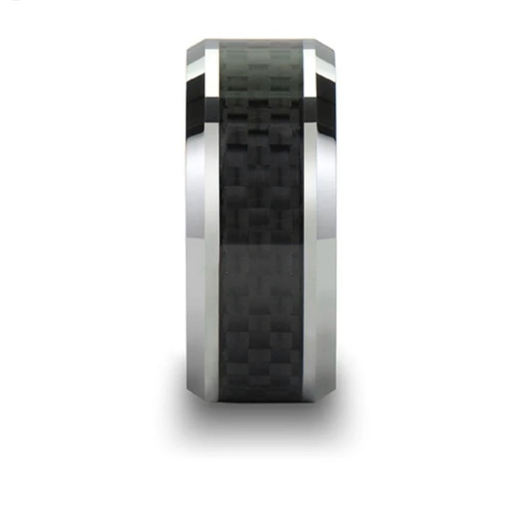 7 mm Tungsten Carbide with Carbon Fiber Mesh-Patterned Inlay, Size 5.5 - Picture 4 of 4